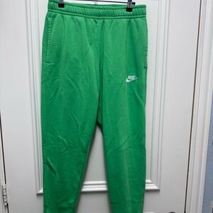 Nike Sweatpants Men's s Sportswear Club Fleece Joggers Green size Medium